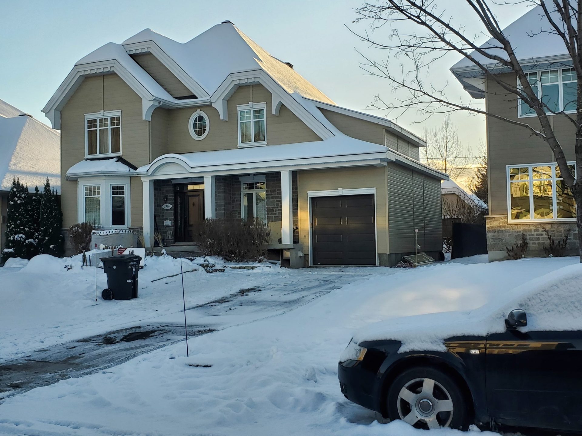 Agrandissement sur mesure – Garage et espace de rangement